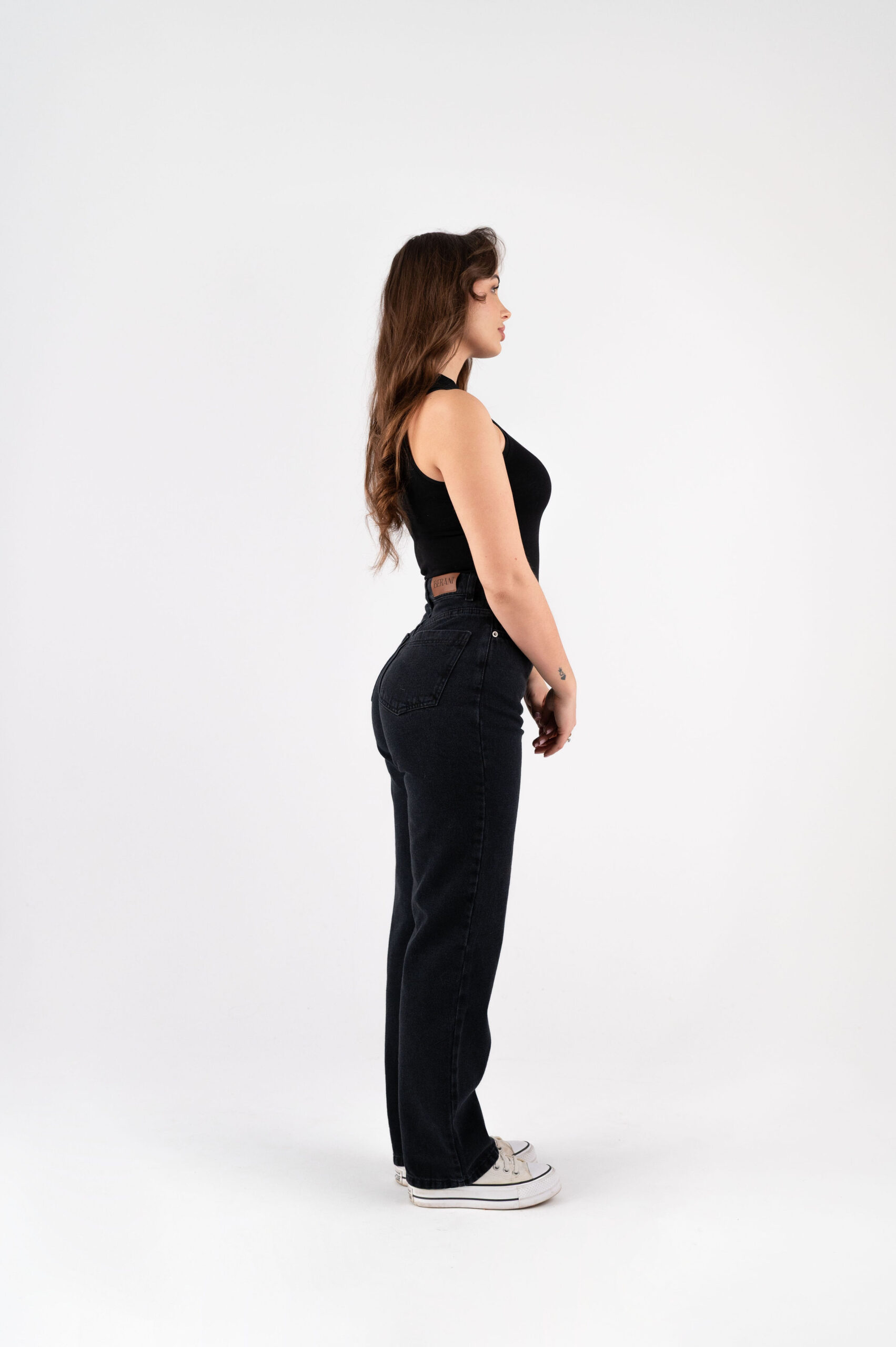 jeansy wąskie w talii