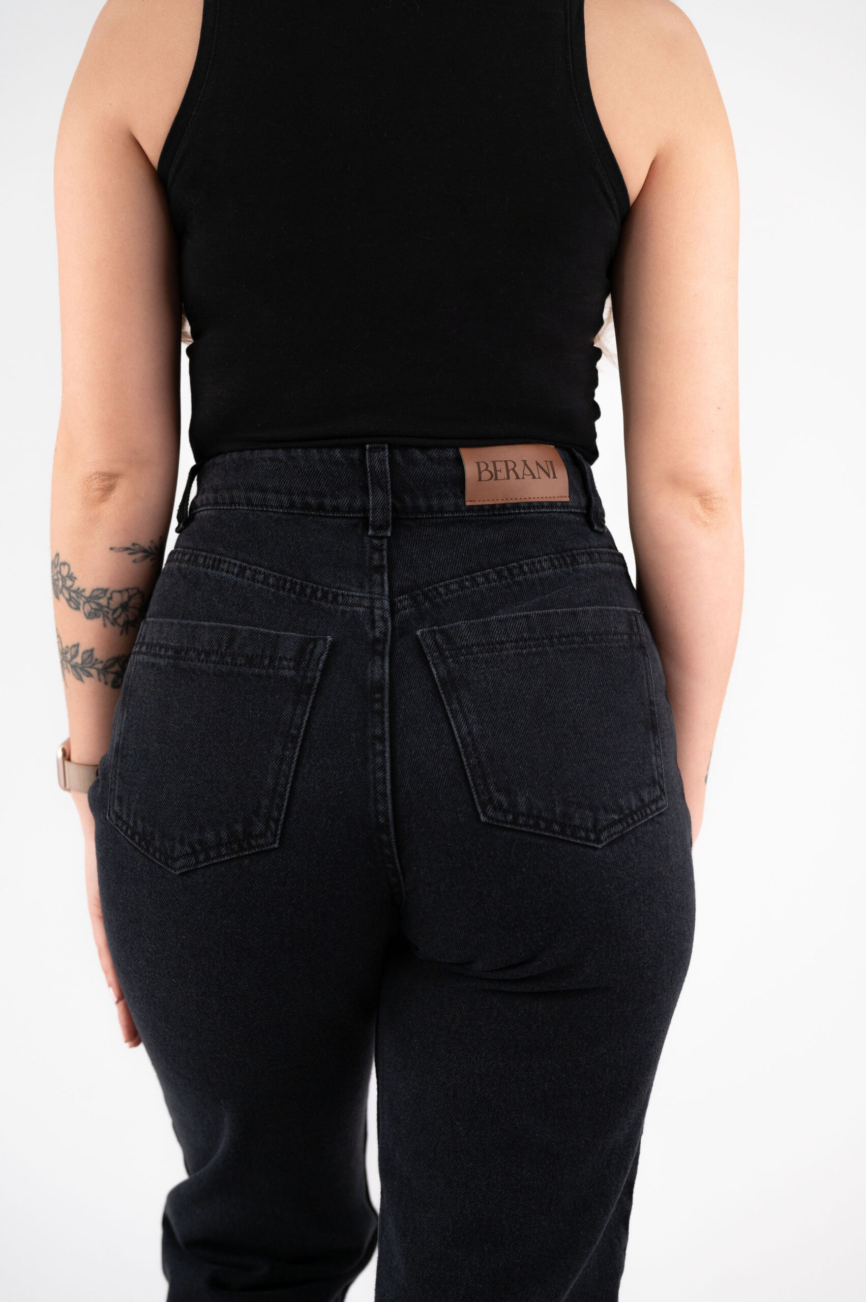 jeansy wąskie w talii