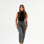 mom jeans light gray