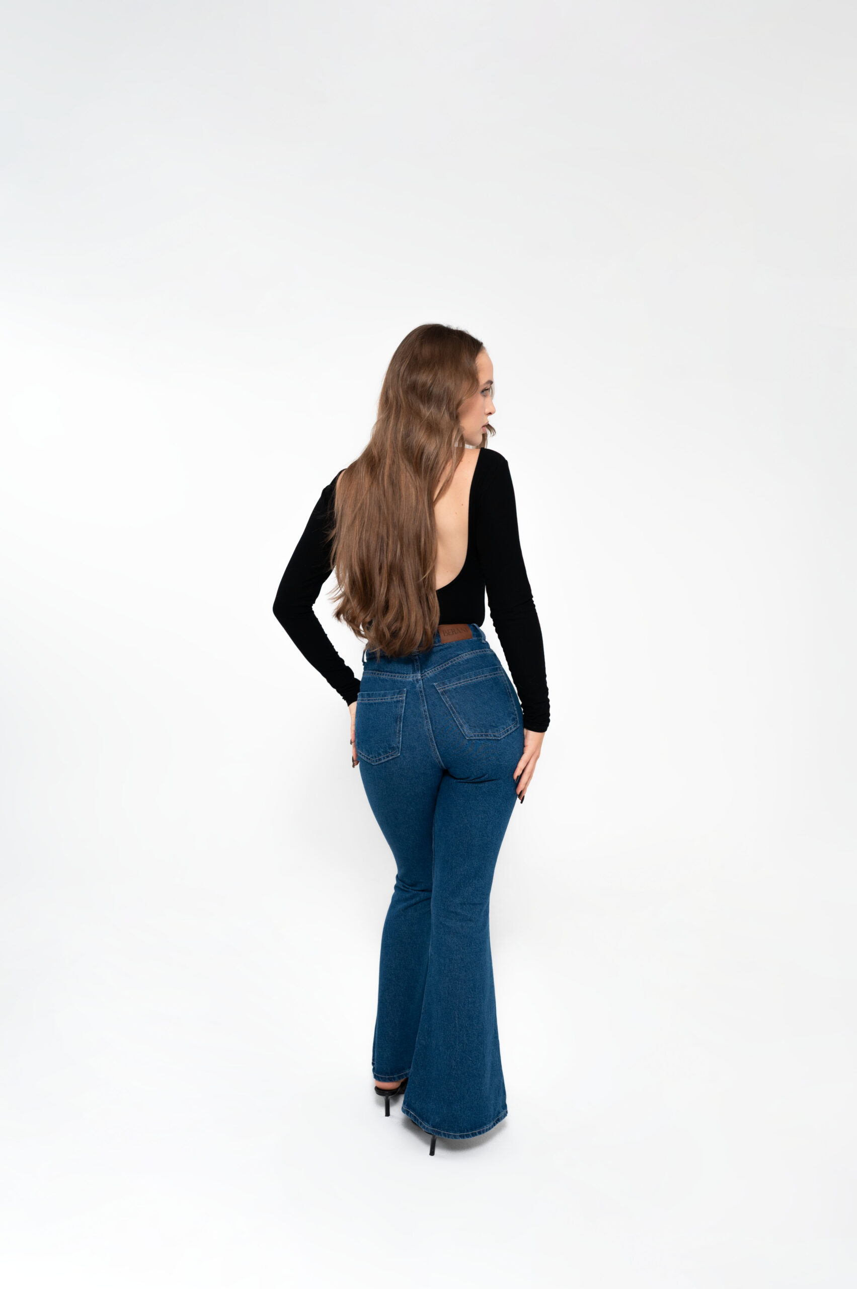 flare jeans navy blue - obrazek 3