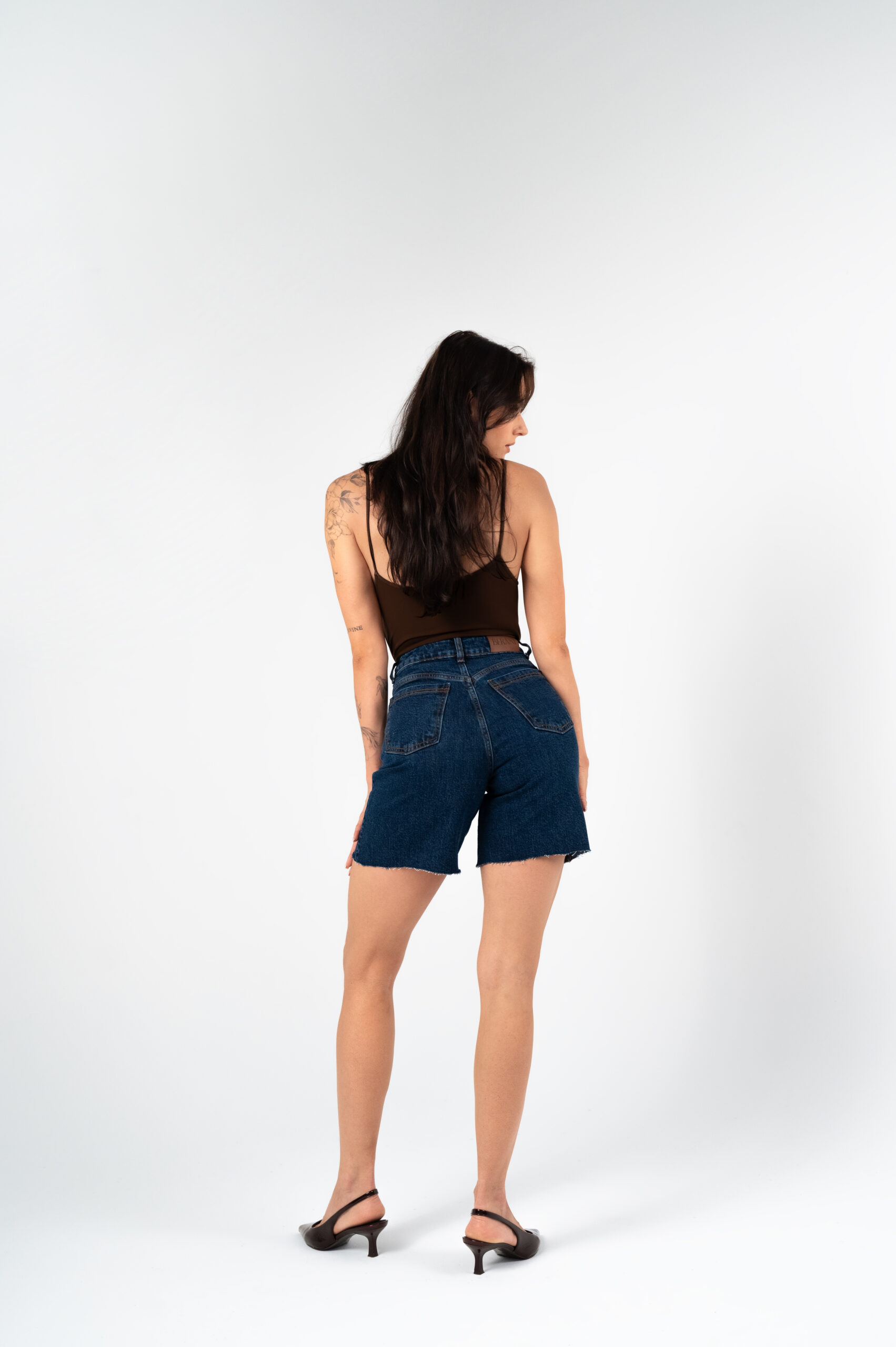 Relaxed Denim Shorts Deep Indigo - obrazek 4